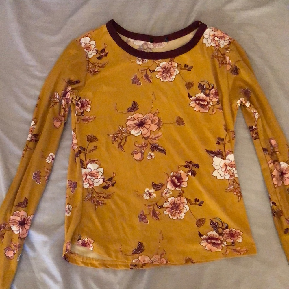 Medium Long Sleeve Shirt